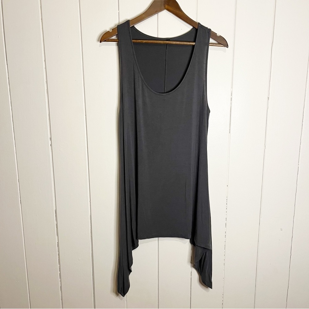 Grey Flowy Tunic Top. Size XL.